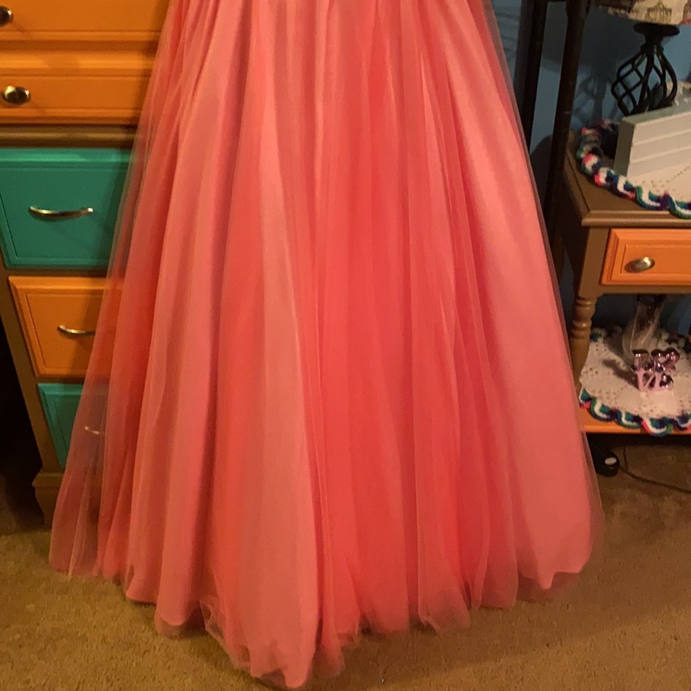 Prom dress - Picture 5 of 11
